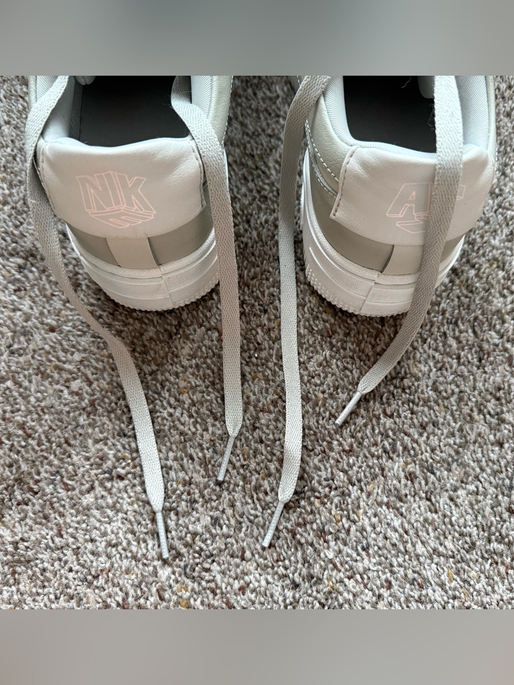 Women’s Casual Low-Top Sneakers in Light Sage and Light Pink - Picture 11 of 12